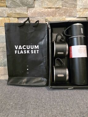 Amazon Black Vacuum Flask Set with Cups
